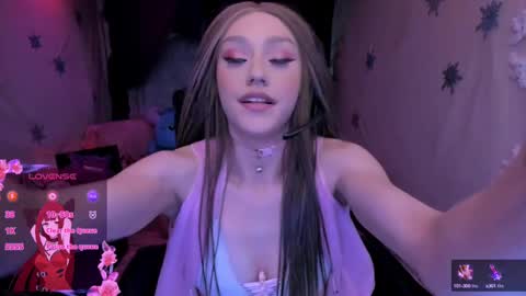   online show from 03.08.25