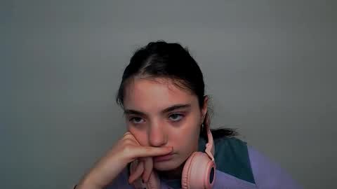 azumi_chan_ online show from 10.22.25