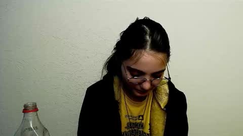 azumi_chan_ online show from 12.18.25