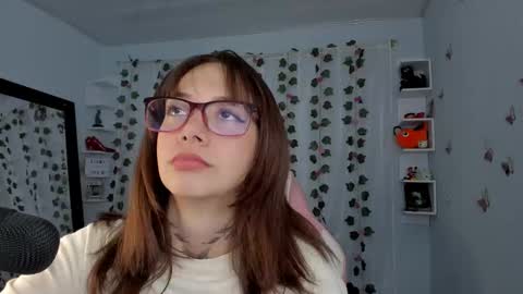 azumi saan online show from 12.04.25