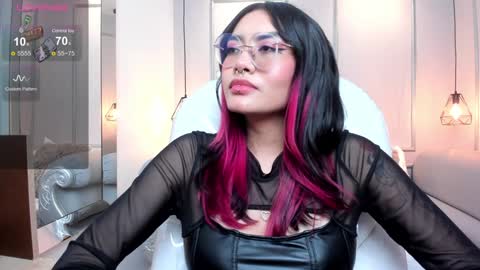 Azura online show from 01.09.25