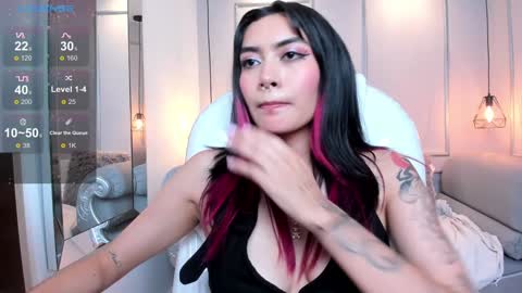 Azura online show from 02.05.25