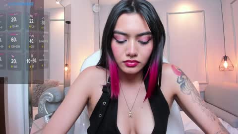 Azura online show from 02.26.25