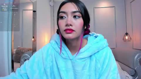 Azura online show from 03.10.25