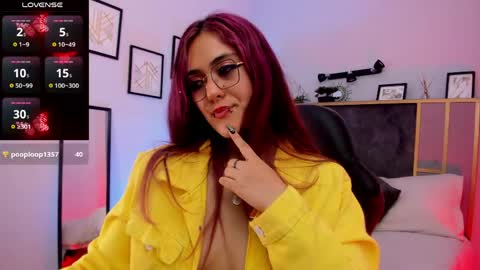 Snapshot of azurra_amatto2 chatting on 05.21.26 Azurra online show from 05.21.26