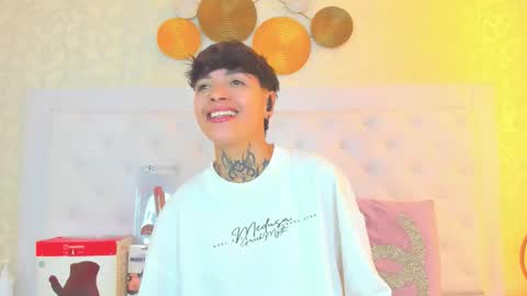 Snapshot of b3k_afrodict chatting on 11.24.25 Anny online show from 11.24.25