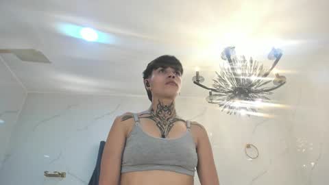 Snapshot of b3k_afrodict chatting on 11.30.25 Anny online show from 11.30.25