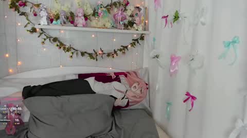 Snapshot of b4by_emilia chatting on 03.08.25 b4by_emilia online show from 03.08.25