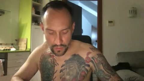 Snapshot of babakeror chatting on 06.10.26 BKR online show from 06.10.26