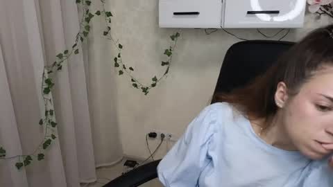 Snapshot of babby_anyaa chatting on 05.25.26 Anya online show from 05.25.26