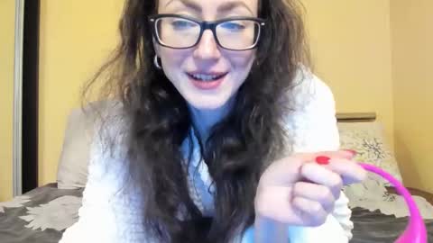 Snapshot of babby_jewel chatting on 12.02.25 babby_jewel online show from 12.02.25