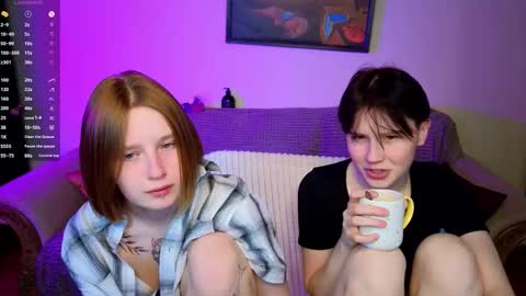 Snapshot of babees_eva chatting on 09.12.25 Sweety Eva online show from 09.12.25