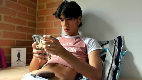 Snapshot of babitas44 chatting on 11.28.25 babitas44 online show from 11.28.25