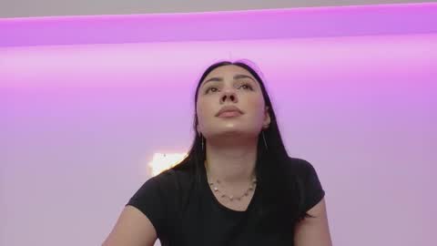 baby_ava_ online show from 12.22.25