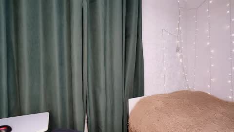 Alis online show from 04.14.26