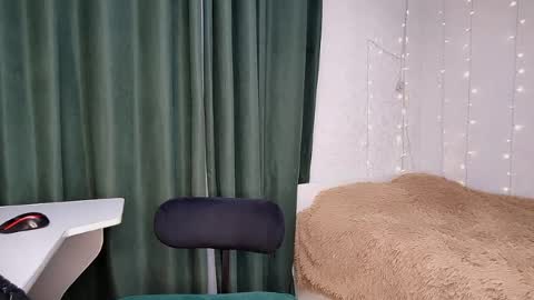 Alis online show from 04.19.26