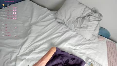 Snapshot of baby_jul1 chatting on 02.15.25 JULY online show from 02.15.25