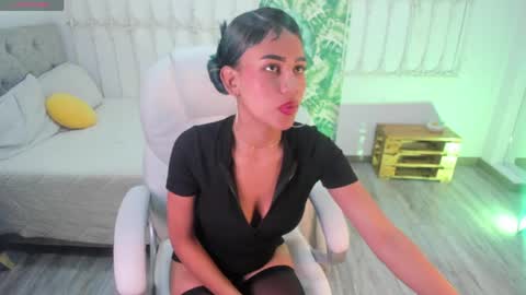 Julieta online show from 05.05.26