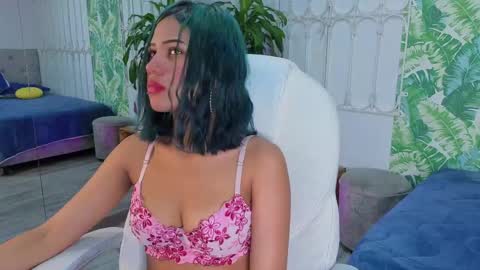 Julieta online show from 05.13.26