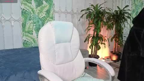 Julieta online show from 06.24.26