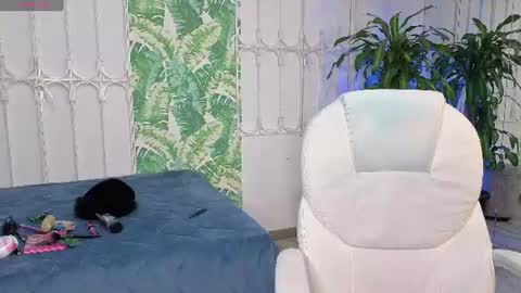 Julieta online show from 06.26.26