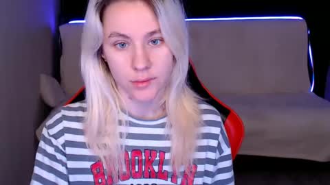 baby_kitte online show from 12.08.24