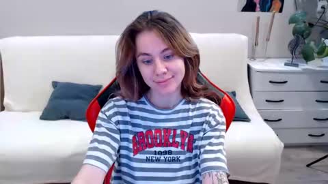 baby_kitte online show from 01.04.25