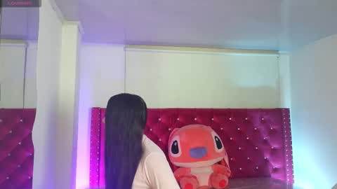 Snapshot of baby_nicols_m chatting on 02.19.26 Nico online show from 02.19.26