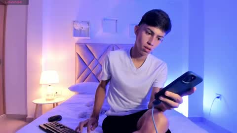 baby_noaht online show from 06.04.26