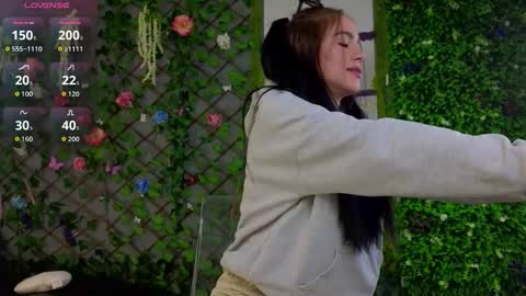 Baby Nico online show from 10.21.25