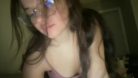 Snapshot of babyaves chatting on 11.24.25 babyaves online show from 11.24.25