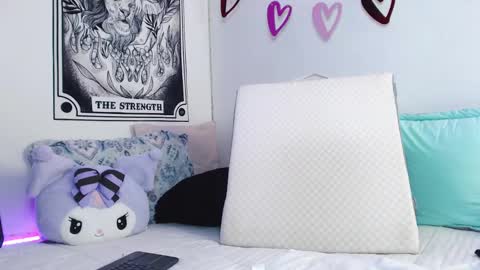 Snapshot of babycat4_ chatting on 02.18.25 MARIA online show from 02.18.25