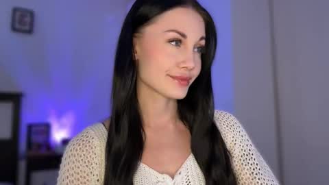 Snapshot of babycoffee chatting on 10.01.25 Baby Coffee online show from 10.01.25