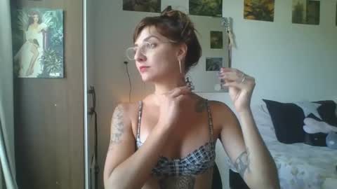 babydemon6 online show from 01.12.25