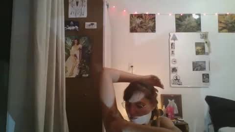 babydemon6 online show from 02.13.25