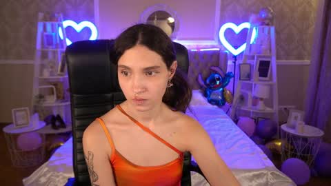 Snapshot of babyflowerr chatting on 02.04.25 Sasha online show from 02.04.25