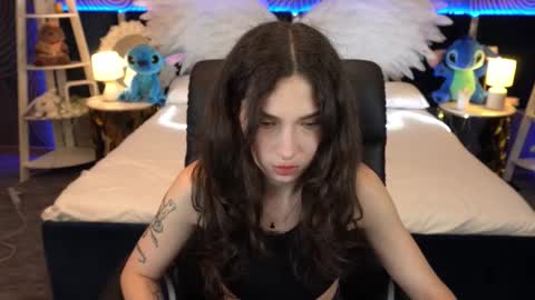 Snapshot of babyflowerr chatting on 11.14.25 Sasha online show from 11.14.25