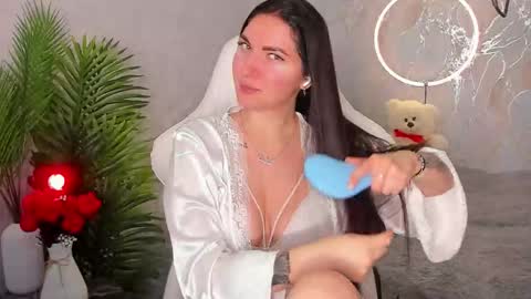 Snapshot of babyisperfect chatting on 12.02.25 Sophia online show from 12.02.25