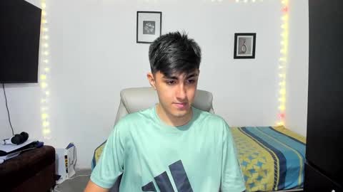 Snapshot of babymaik chatting on 10.08.25 babymaik online show from 10.08.25