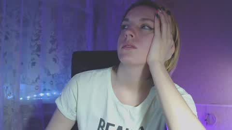 Snapshot of babymuro4ka chatting on 01.24.25 Sonya online show from 01.24.25