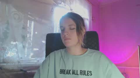 Snapshot of babymuro4ka chatting on 10.12.25 Sonya online show from 10.12.25