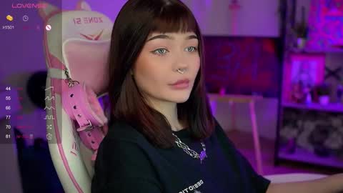 Nika online show from 12.05.24