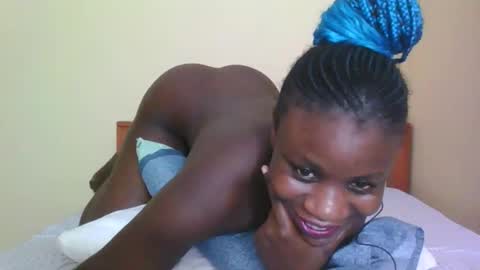 Snapshot of babyrozillah chatting on 03.17.26 PRISCILLAH online show from 03.17.26