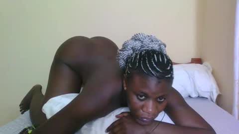 Snapshot of babyrozillah chatting on 04.03.26 PRISCILLAH online show from 04.03.26