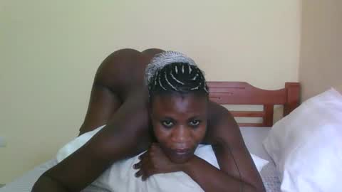 Snapshot of babyrozillah chatting on 04.04.26 PRISCILLAH online show from 04.04.26