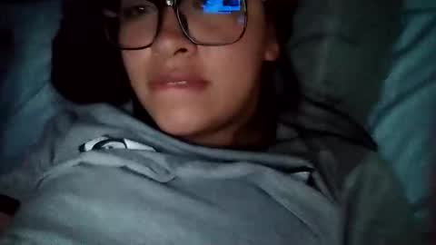 Snapshot of babyymango_ chatting on 01.05.25 Gisselle online show from 01.05.25