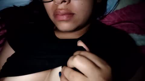 Snapshot of babyymango_ chatting on 02.05.25 Gisselle online show from 02.05.25