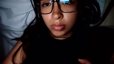 Snapshot of babyymango_ chatting on 02.05.25 Gisselle online show from 02.05.25