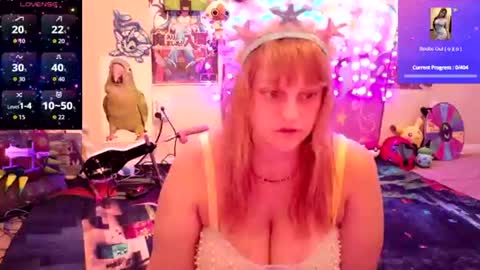 Snapshot of babyzelda chatting on 07.17.26 BabyZelda online show from 07.17.26