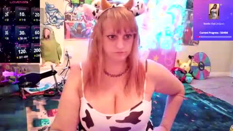 Snapshot of babyzelda chatting on 07.18.26 BabyZelda online show from 07.18.26